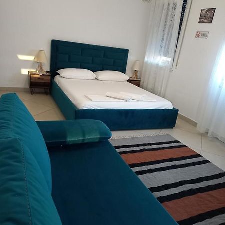 טיראנה Guesthouse Bela מראה חיצוני תמונה