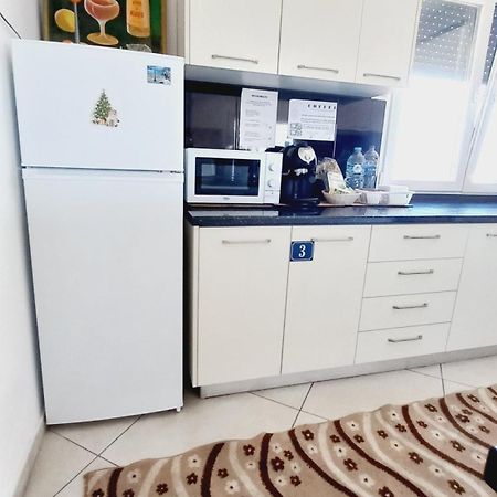 טיראנה Guesthouse Bela מראה חיצוני תמונה
