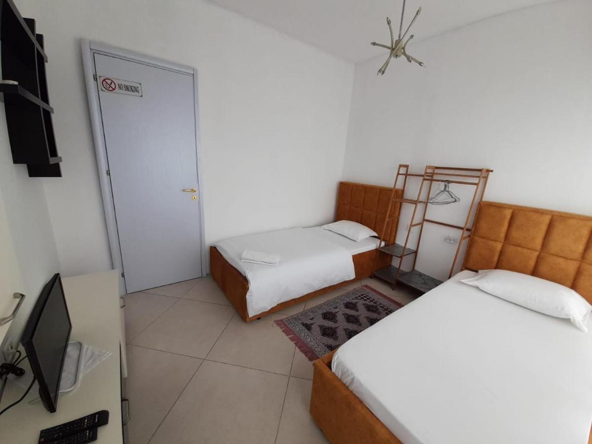 טיראנה Guesthouse Bela מראה חיצוני תמונה