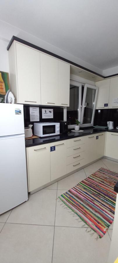 טיראנה Guesthouse Bela מראה חיצוני תמונה