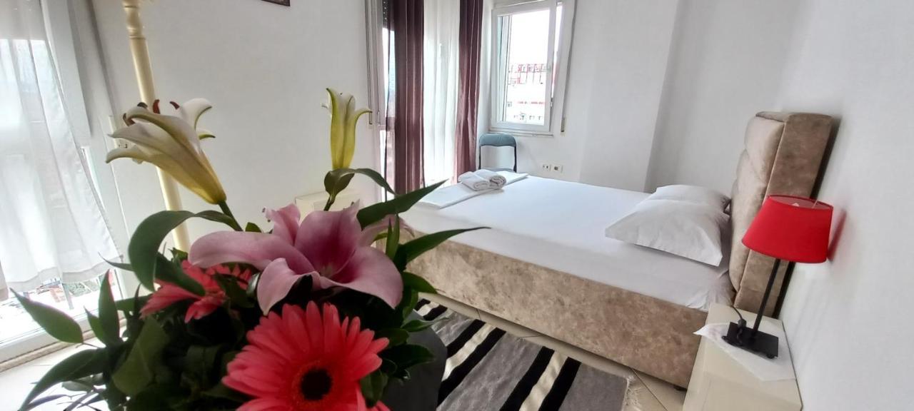 טיראנה Guesthouse Bela מראה חיצוני תמונה