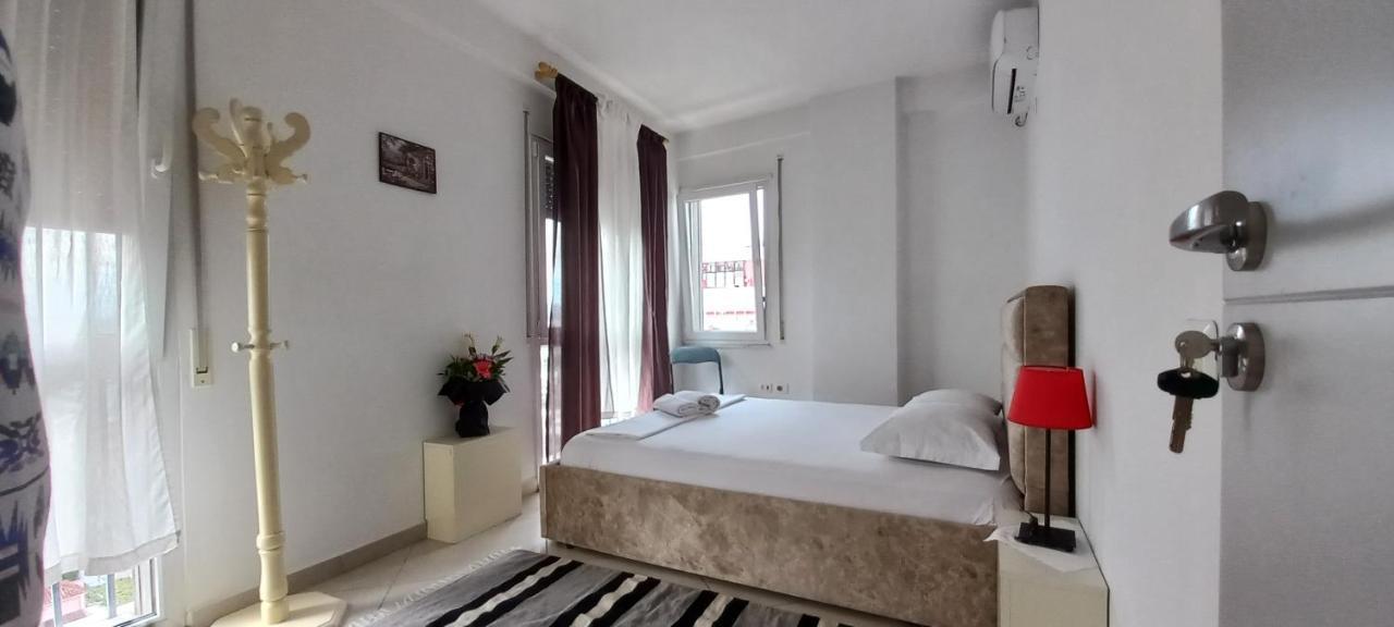 טיראנה Guesthouse Bela מראה חיצוני תמונה