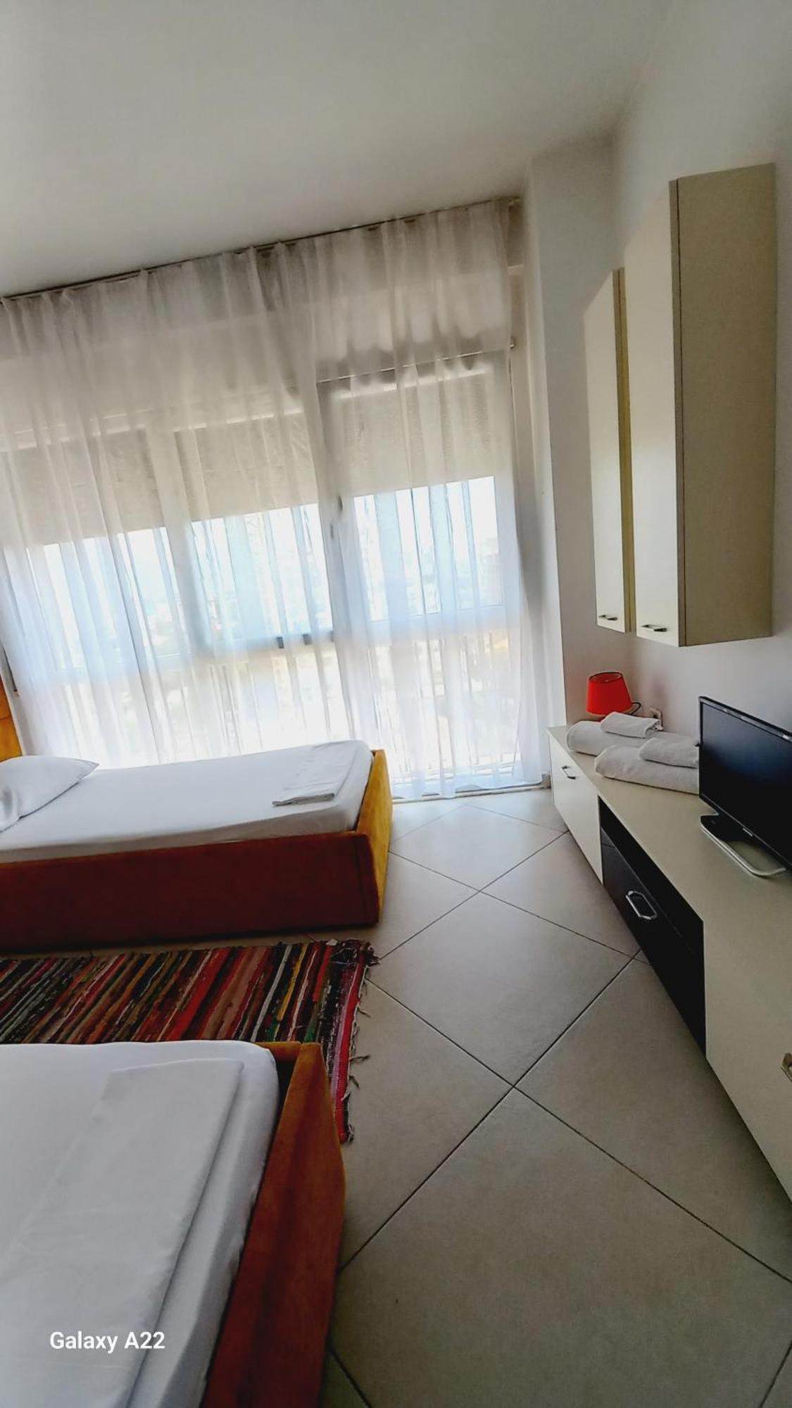 טיראנה Guesthouse Bela מראה חיצוני תמונה